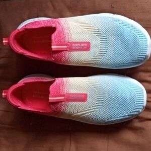 Skechers Go Walk Flex Air Cooled Goga Mat Sneakers-Size 8 1/2  Yellow and blue.